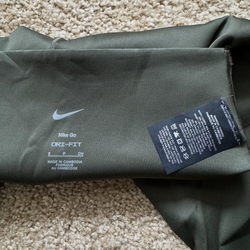 Nike Go Women's High-Waisted Full-Length Leggings with Pockets - Picture 3 of 10